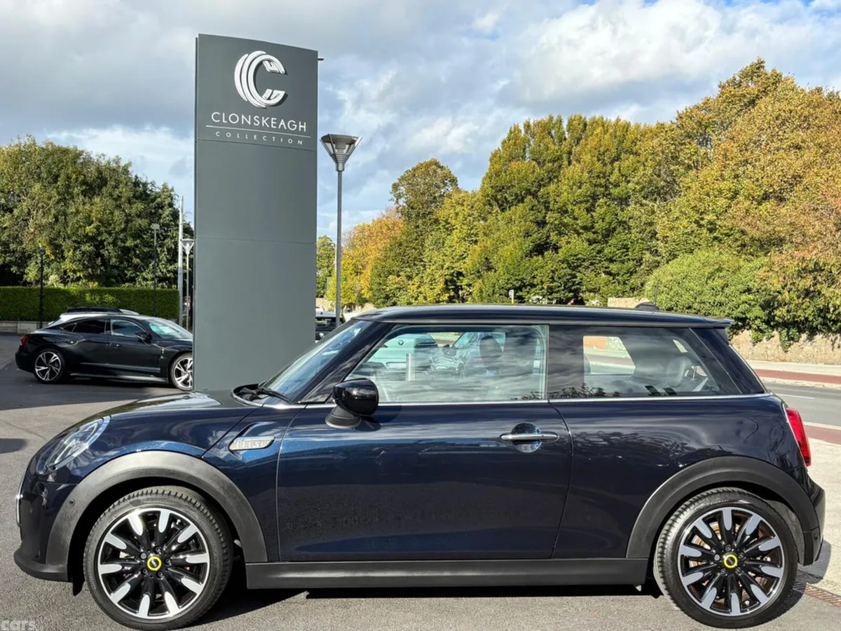 Mini Cooper Hatchback, Electric, 2023, Black