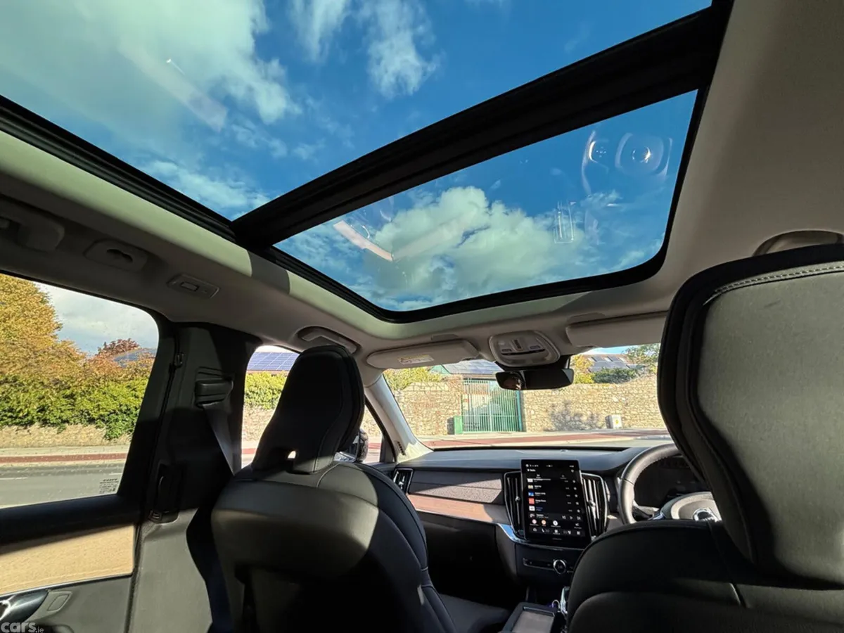Volvo XC90 Estate, Petrol Plug-in Hybrid, 2026, Blue