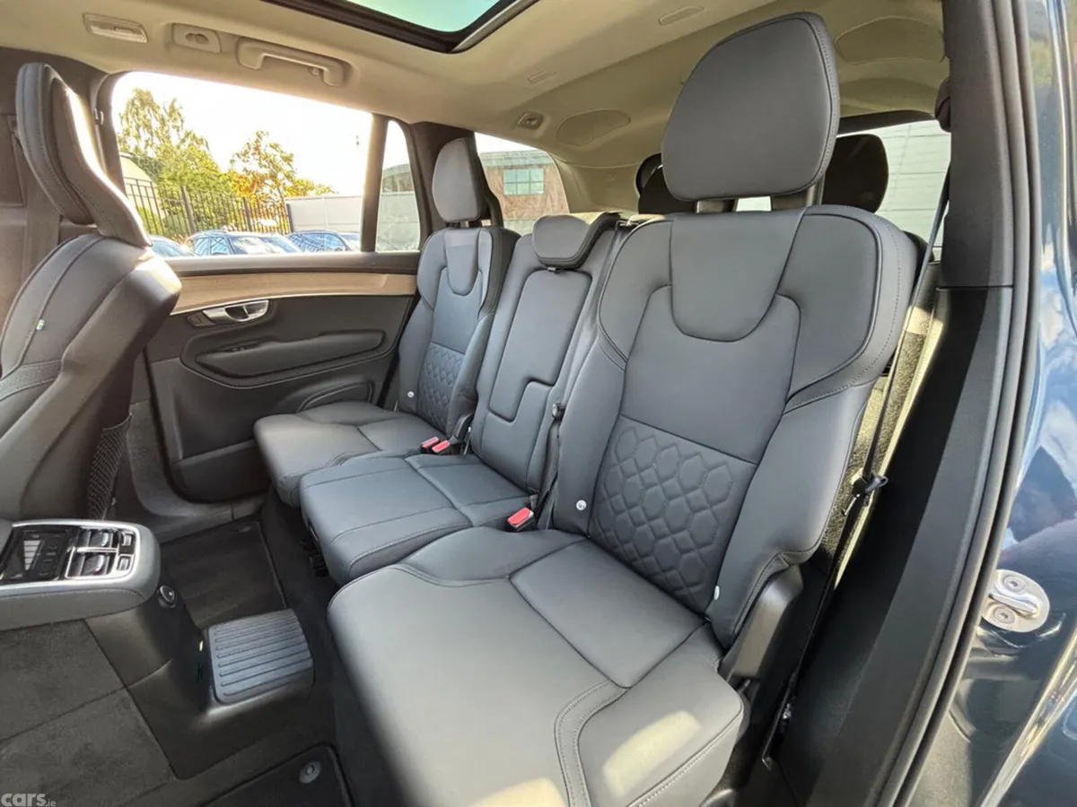 Volvo XC90 Estate, Petrol Plug-in Hybrid, 2026, Blue