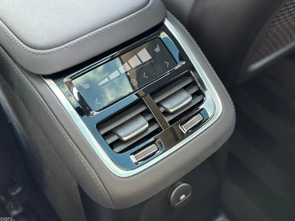 Volvo XC90 Estate, Petrol Plug-in Hybrid, 2026, Blue