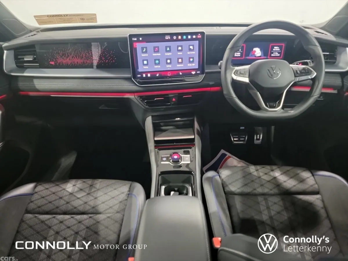 Volkswagen Tayron Estate, Diesel, 2025, Grey