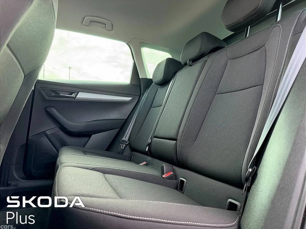Skoda Karoq Estate, Petrol, 2026, Black
