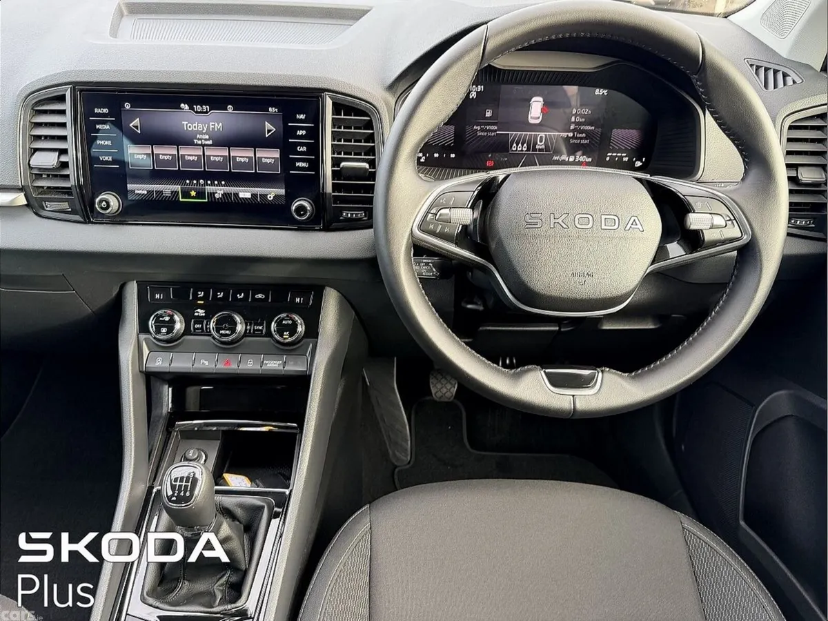 Skoda Karoq Estate, Petrol, 2026, Black