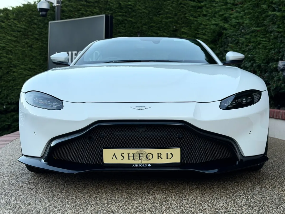 Aston Martin Vantage Hatchback, Petrol, 2020, White