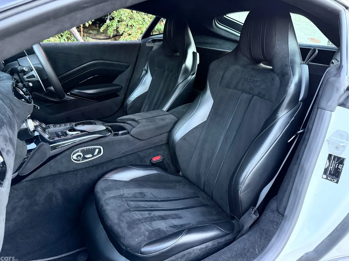 Aston Martin Vantage Hatchback, Petrol, 2020, White