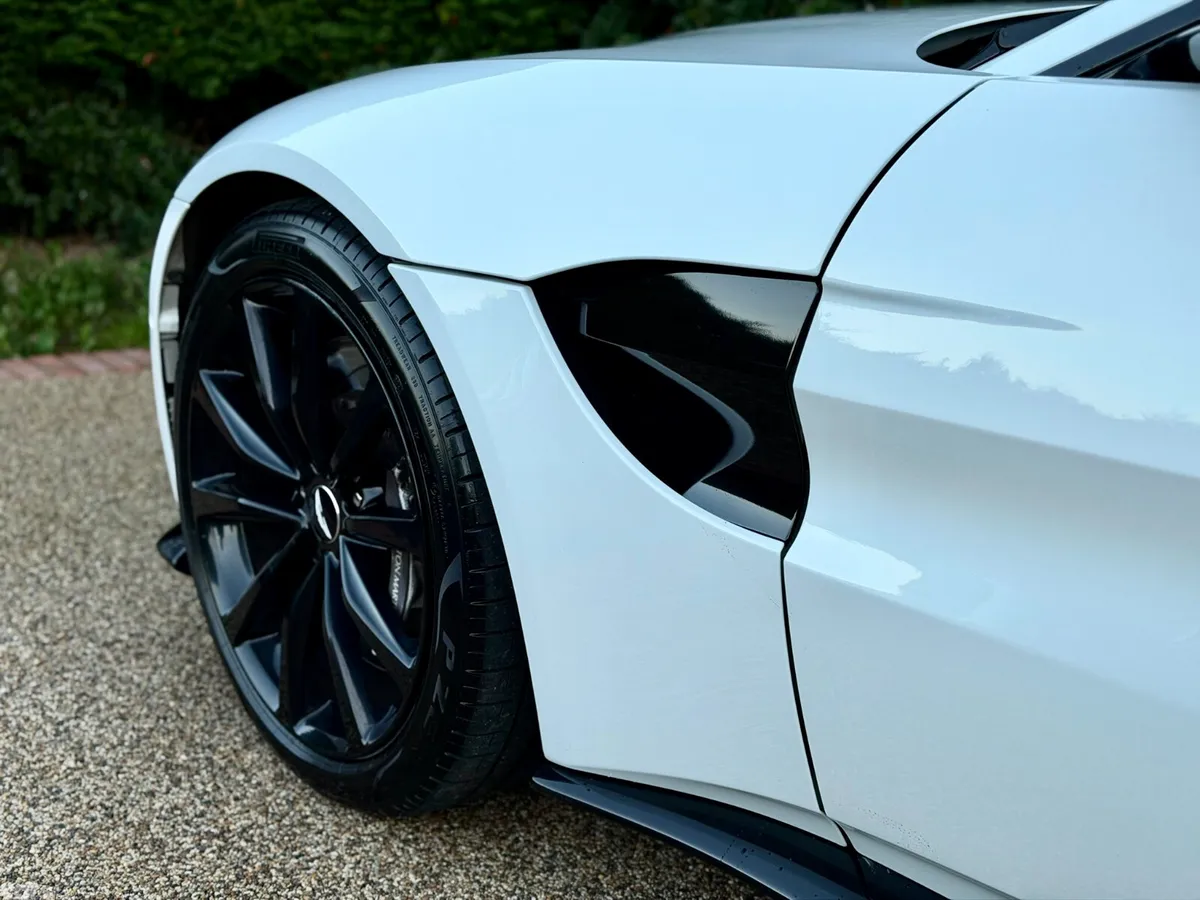 Aston Martin Vantage Hatchback, Petrol, 2020, White