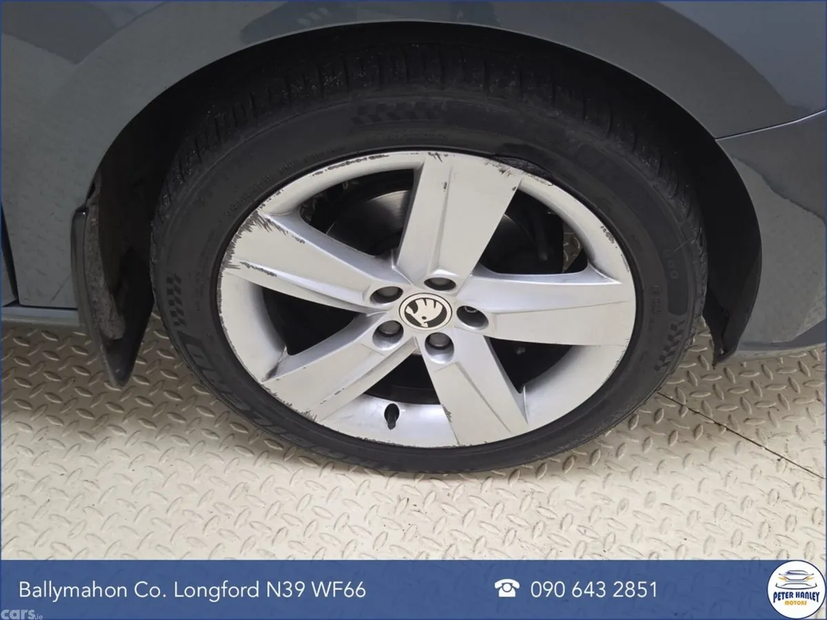 Skoda Fabia Estate, Petrol, 2018, Grey