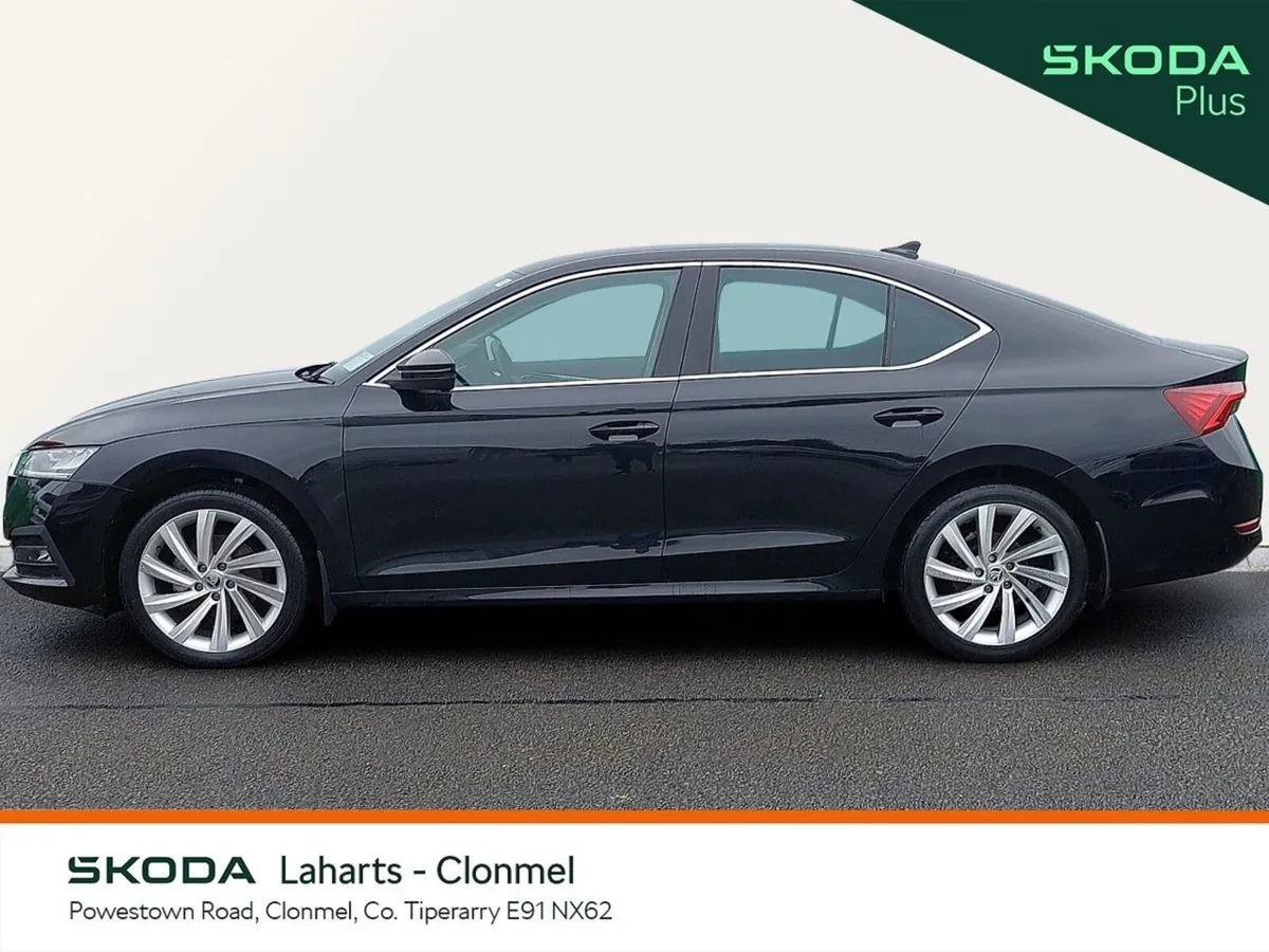 Skoda Octavia Saloon, Diesel, 2024, Black