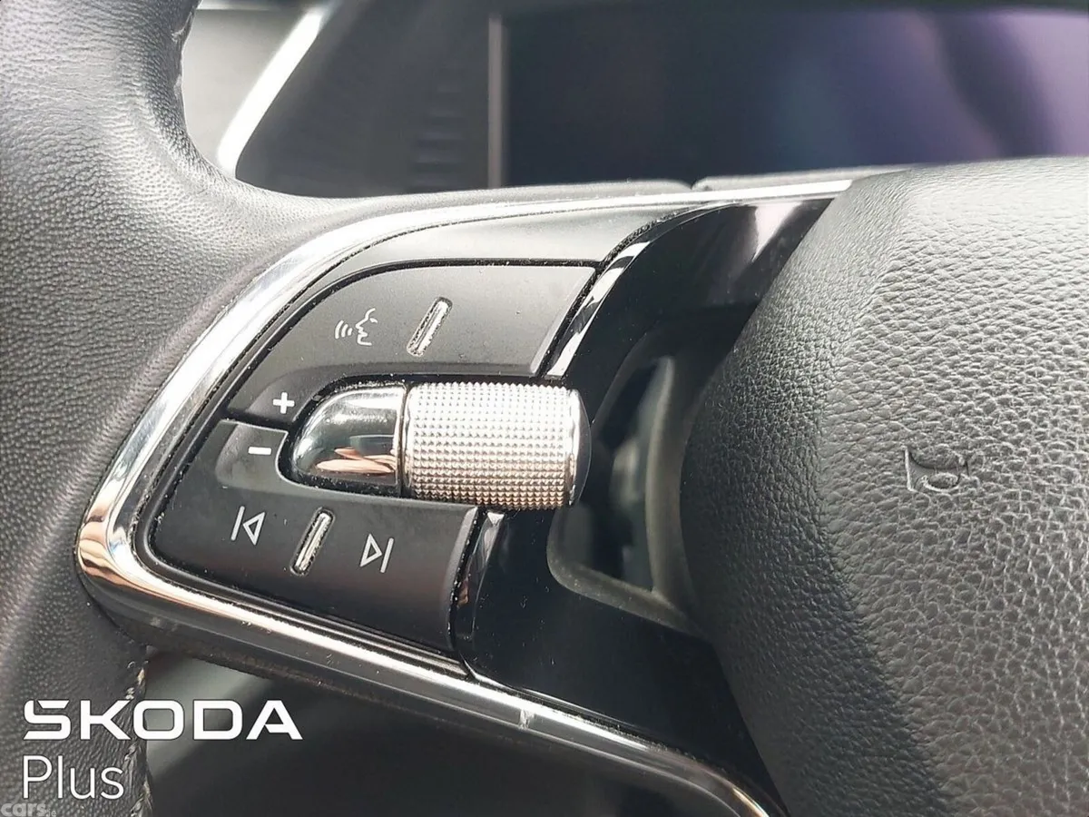 Skoda Octavia Saloon, Diesel, 2024, Black