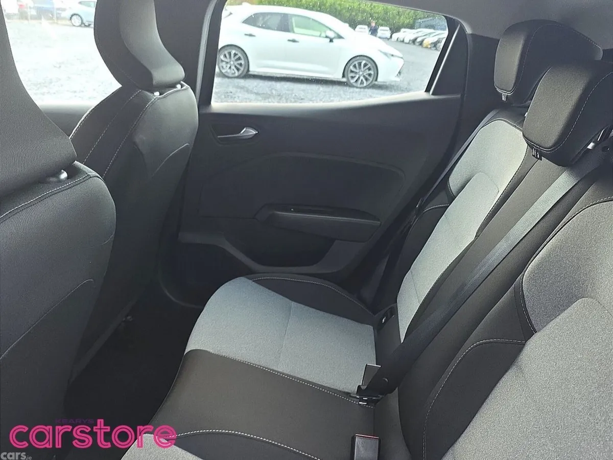 Renault Clio Hatchback, Petrol, 2024, Black