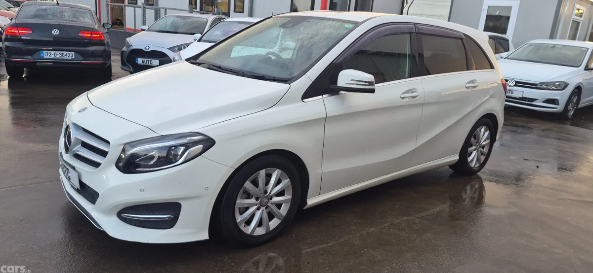 Mercedes-Benz B-Class MPV, Petrol, 2015, White