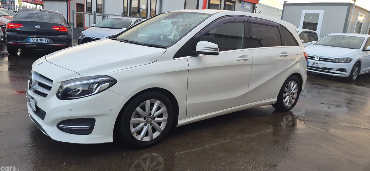 Mercedes-Benz B-Class MPV, Petrol, 2015, White