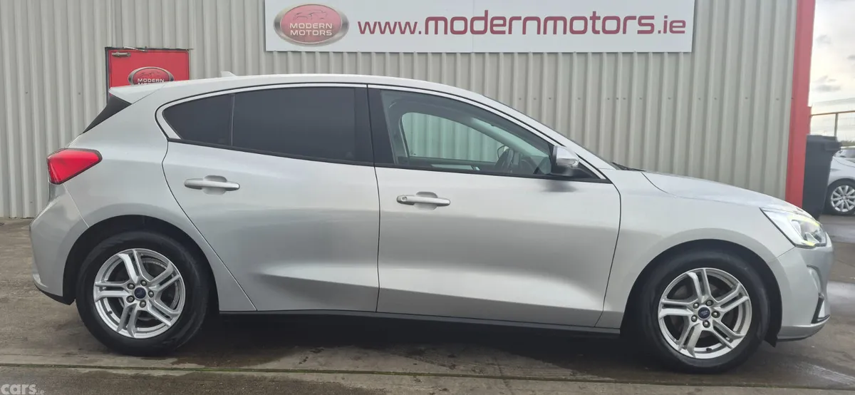 Ford Focus Hatchback, Diesel, 2019, Silver