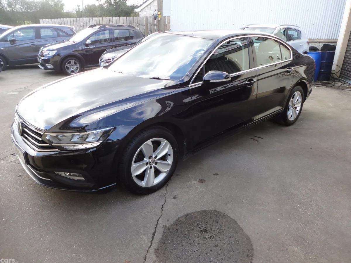 Volkswagen Passat Saloon, Diesel, 2020, Black