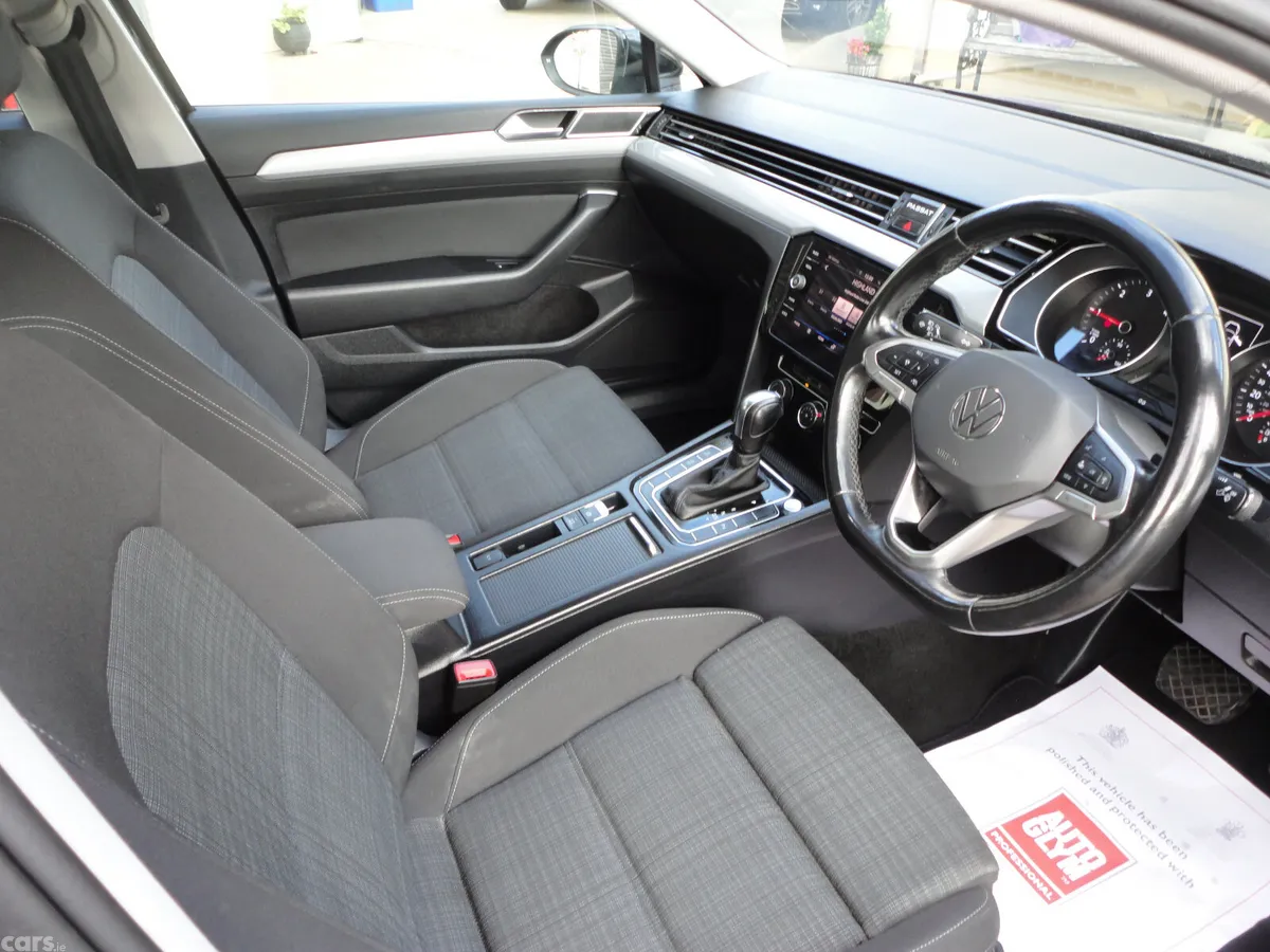 Volkswagen Passat Saloon, Diesel, 2020, Black