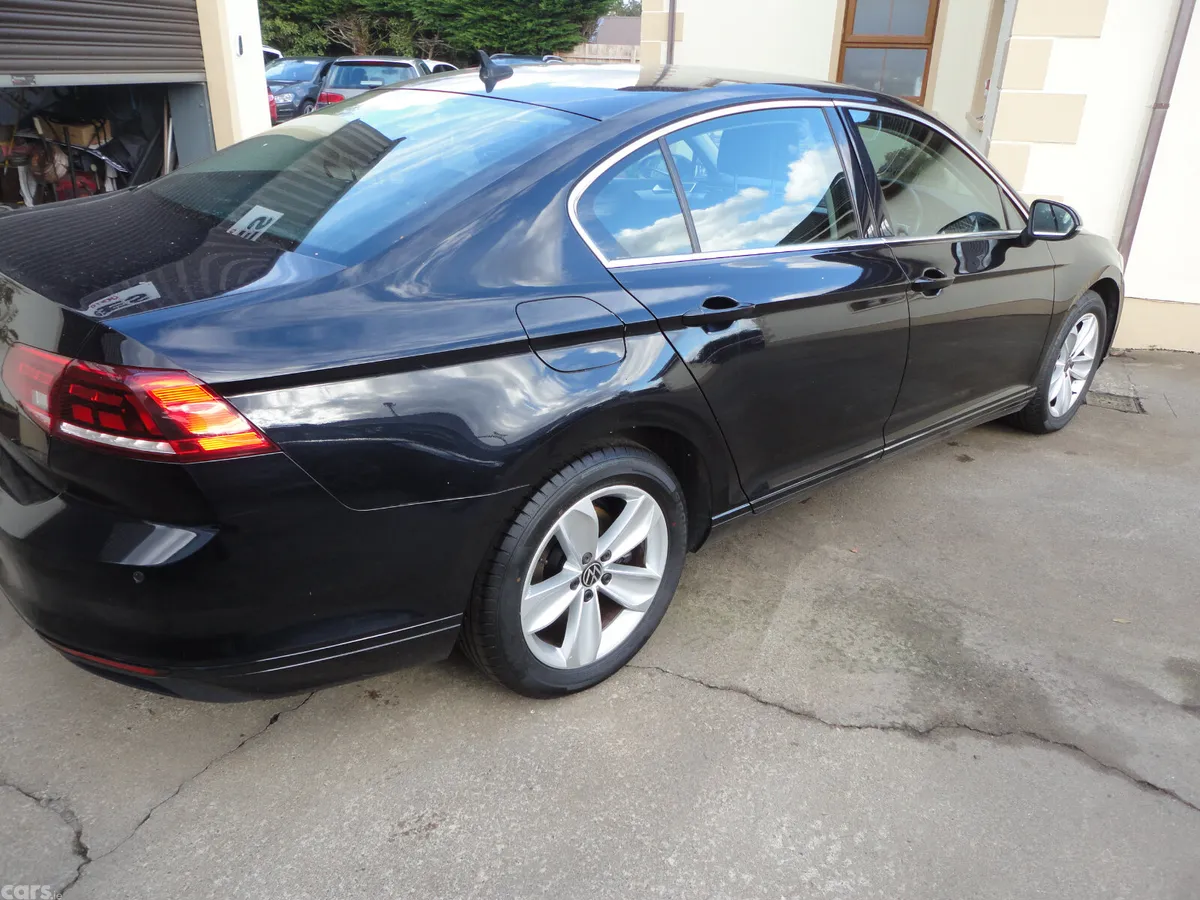 Volkswagen Passat Saloon, Diesel, 2020, Black