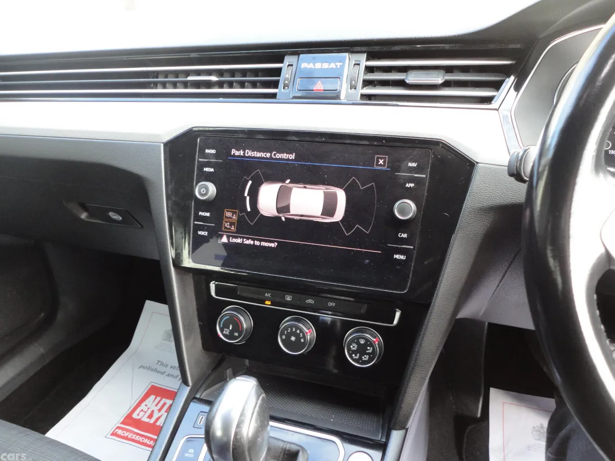 Volkswagen Passat Saloon, Diesel, 2020, Black
