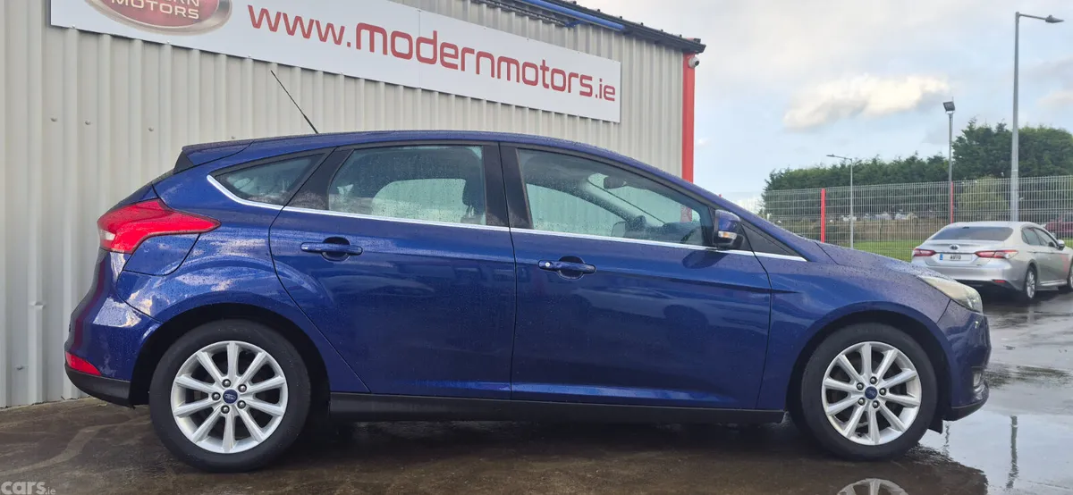 Ford Focus Hatchback, Diesel, 2017, Blue