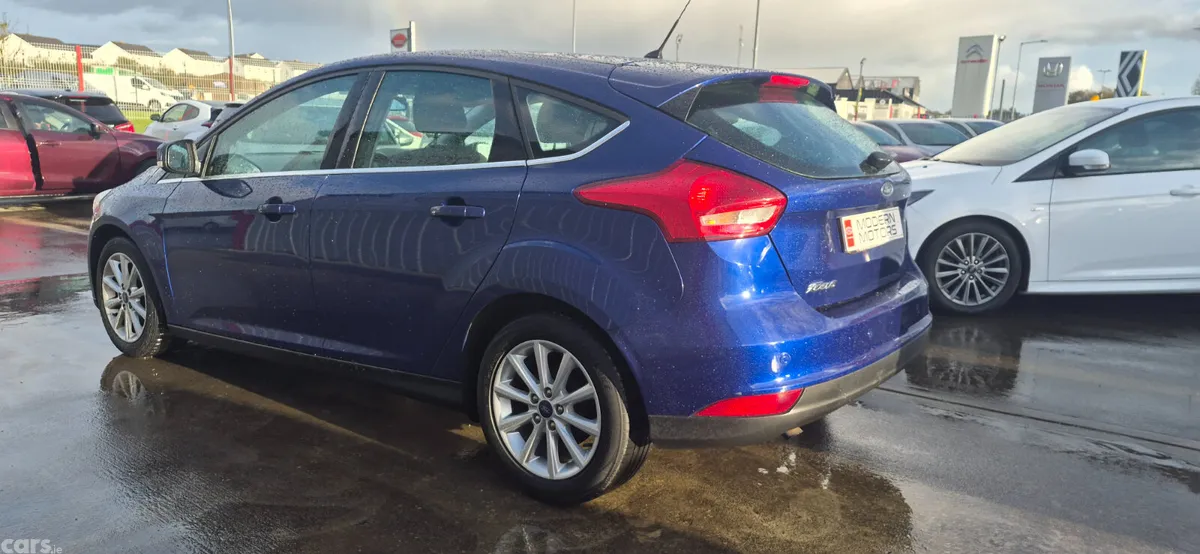 Ford Focus Hatchback, Diesel, 2017, Blue