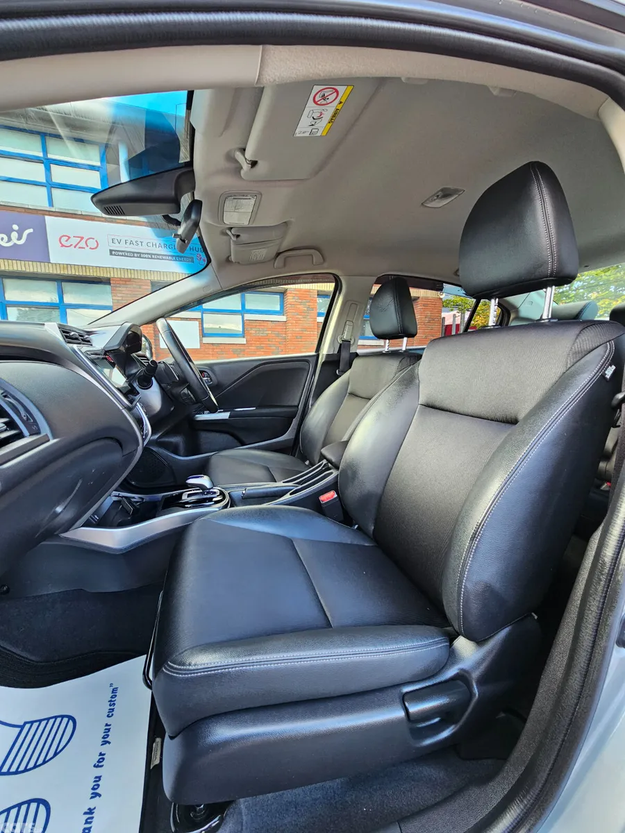 Honda Grace Saloon, Petrol Hybrid, 2015, Grey