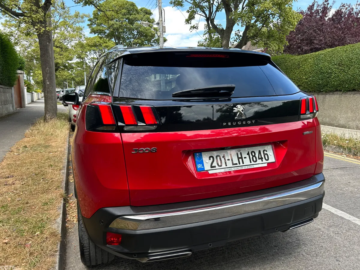 Peugeot 3008 Hatchback, Petrol, 2020, Red
