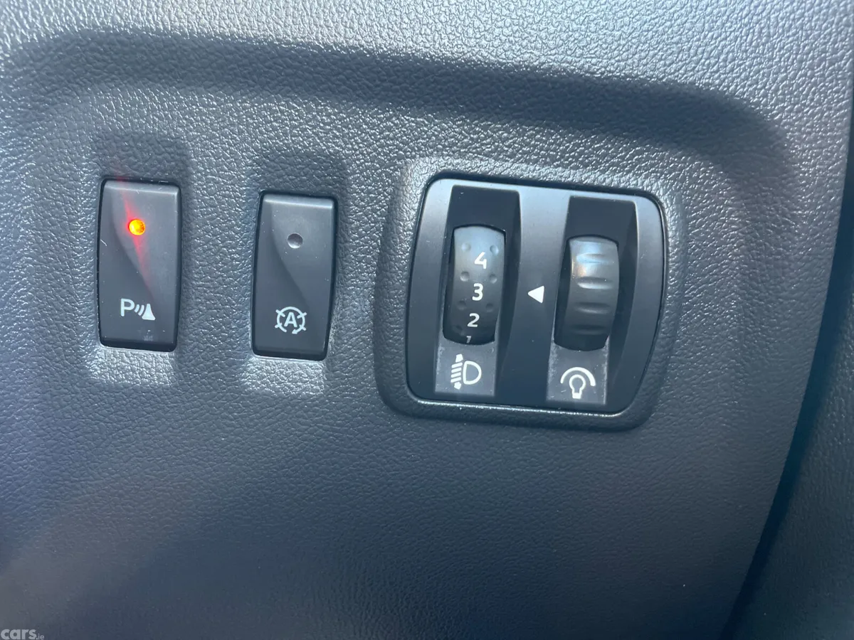 Renault Captur Hatchback, Diesel, 2017, Blue