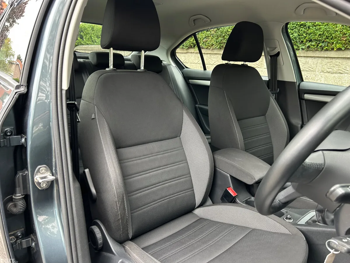 Skoda Octavia Saloon, Diesel, 2019, Black