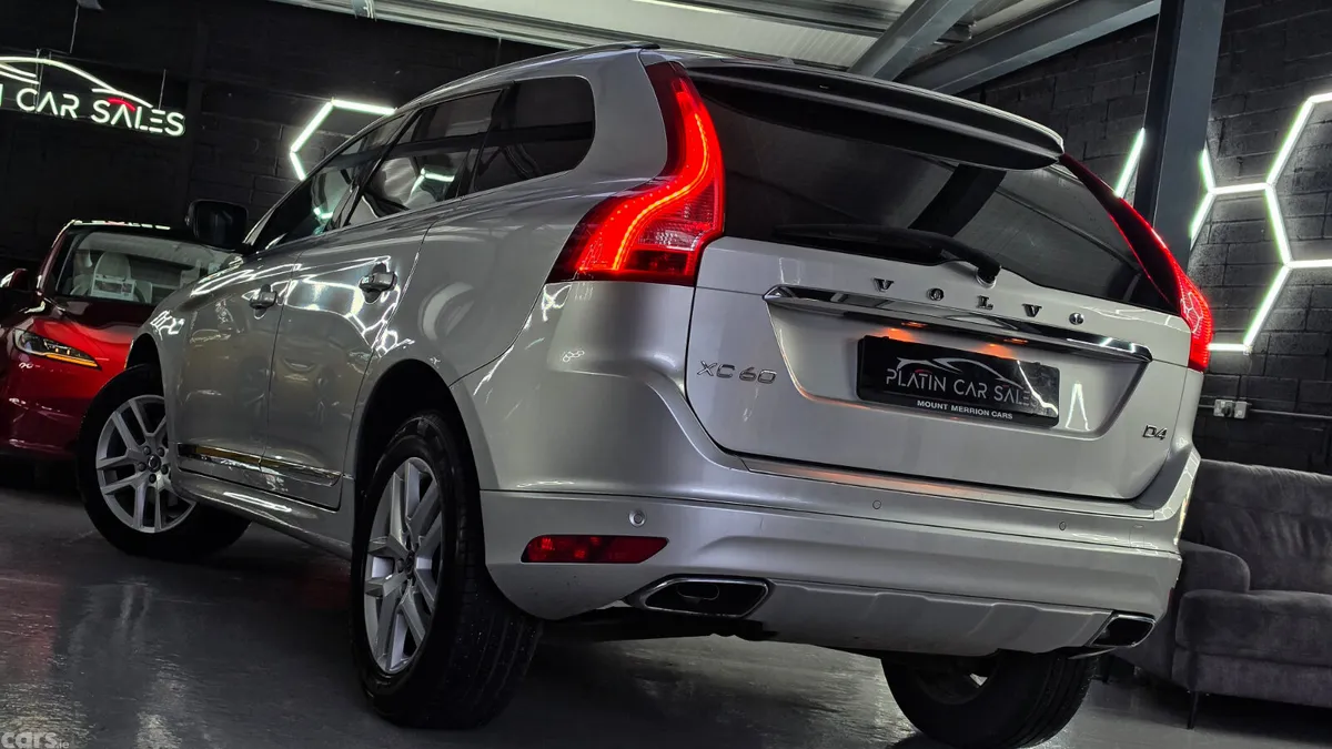 Volvo XC60 SUV, Diesel, 2016, Silver