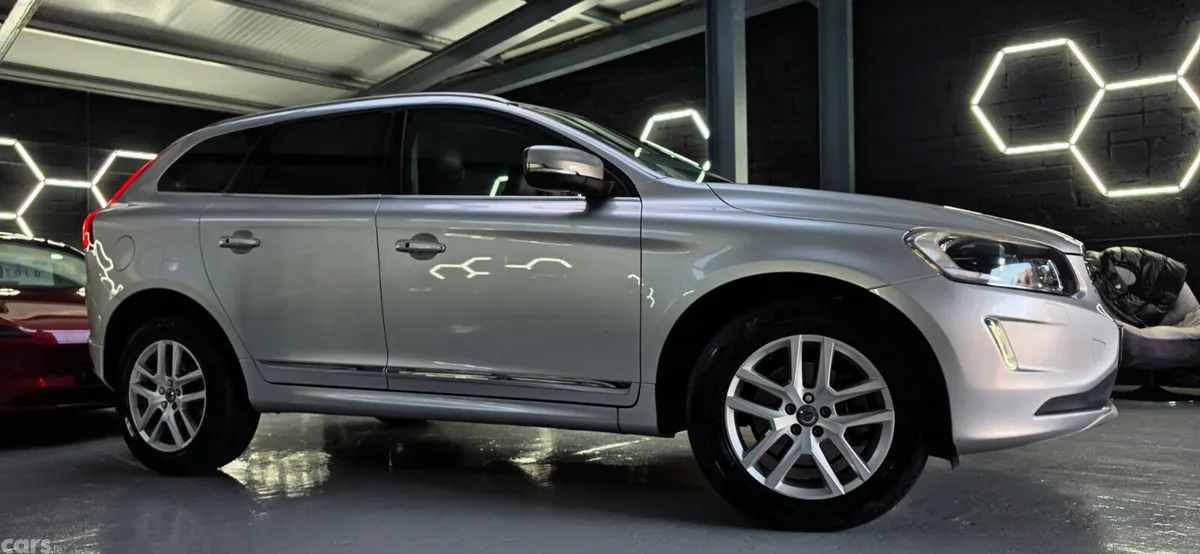 Volvo XC60 SUV, Diesel, 2016, Silver