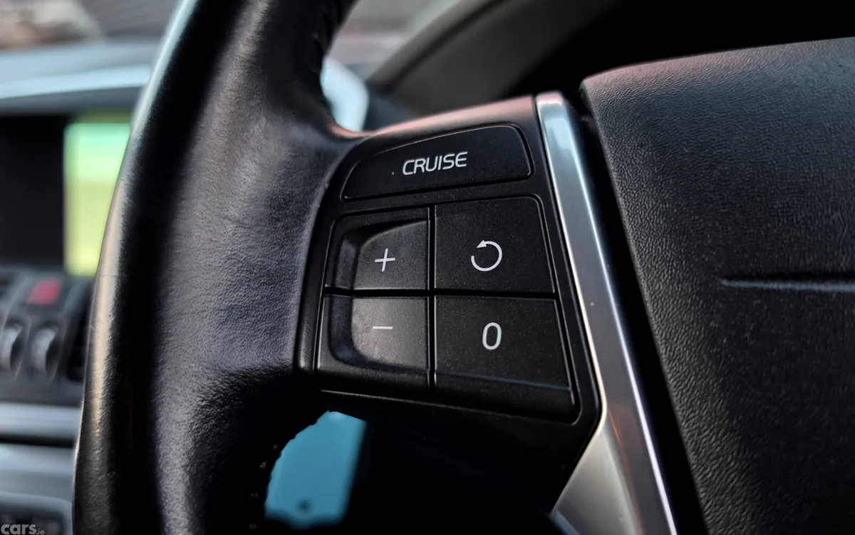 Volvo XC60 SUV, Diesel, 2016, Silver