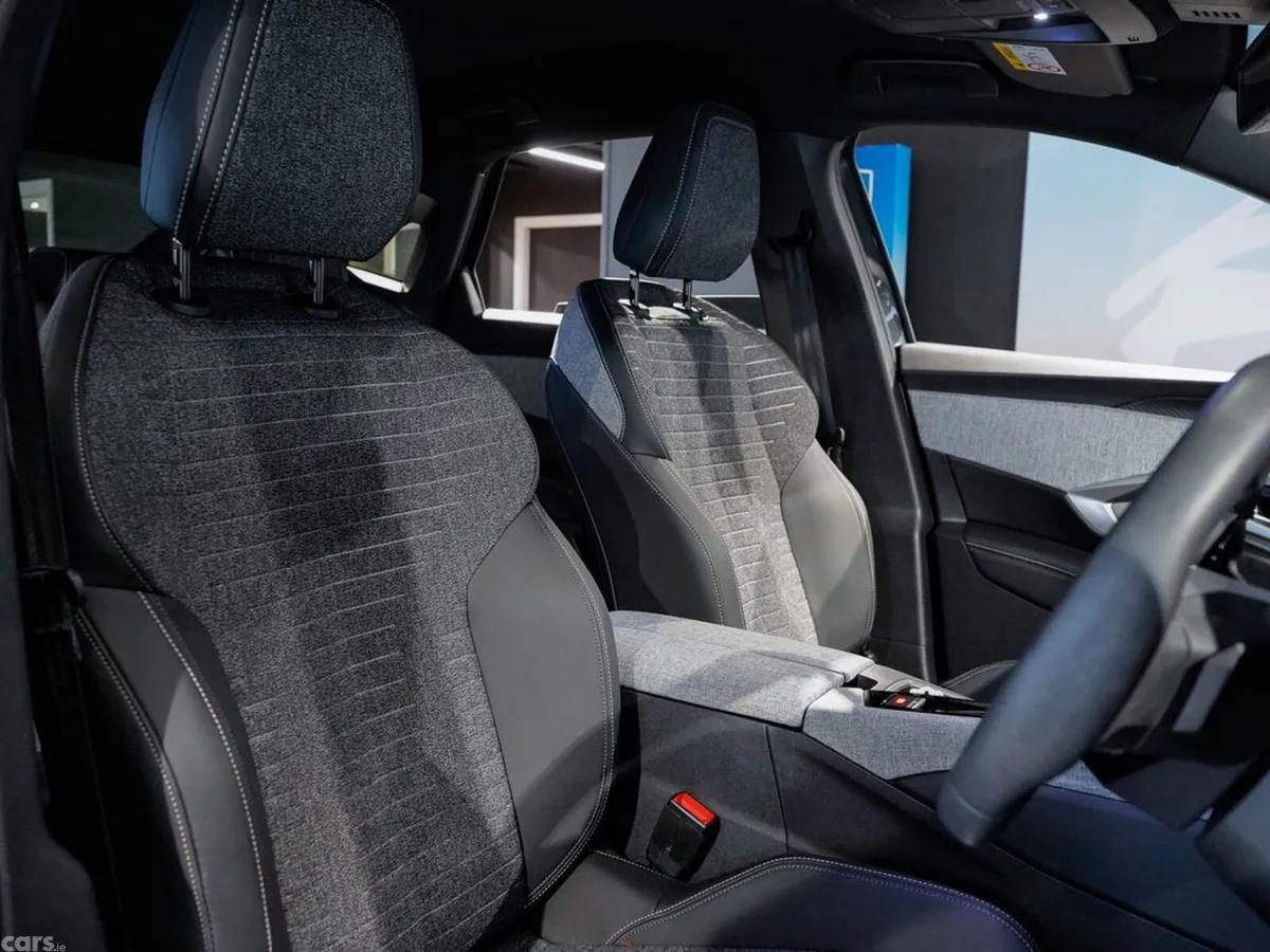 Peugeot 3008 MPV, Petrol Hybrid, 2026, Blue