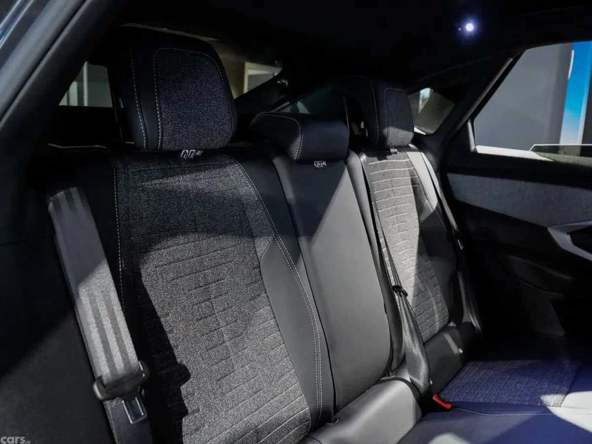 Peugeot 3008 MPV, Petrol Hybrid, 2026, Blue