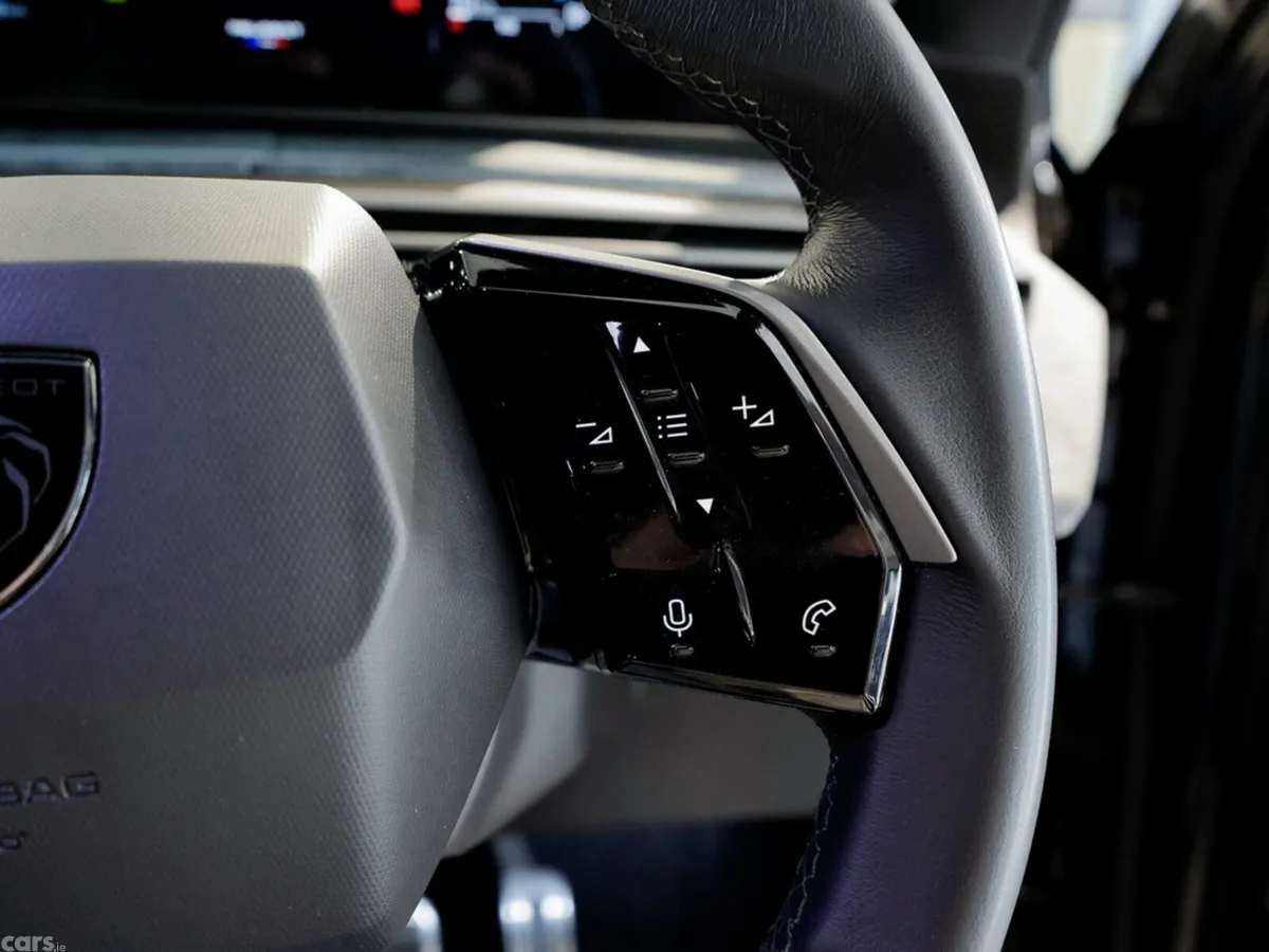 Peugeot 3008 MPV, Petrol Hybrid, 2026, Black