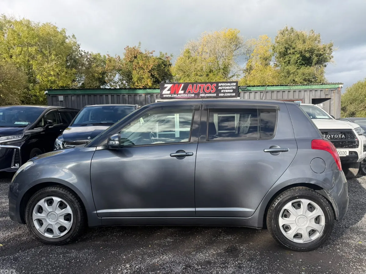 Suzuki Swift Hatchback, Petrol, 2009, Grey