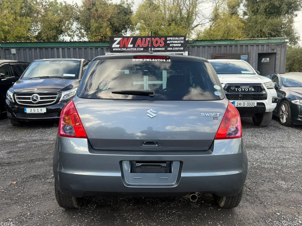 Suzuki Swift Hatchback, Petrol, 2009, Grey