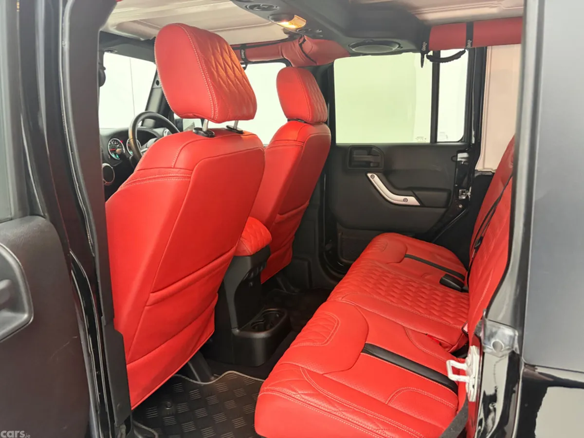 Jeep Wrangler Estate, Diesel, 2015, Black