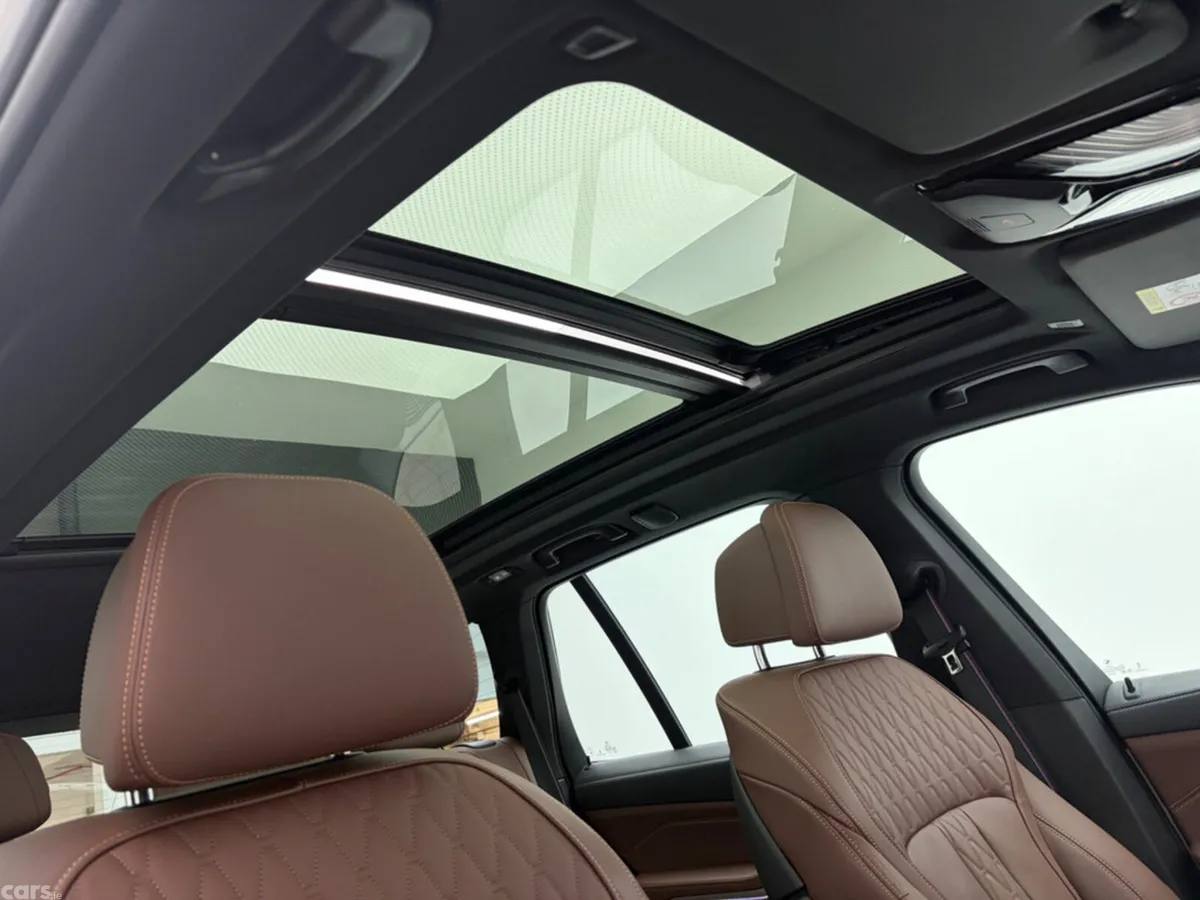 BMW X5 Estate, Petrol Plug-in Hybrid, 2023, White