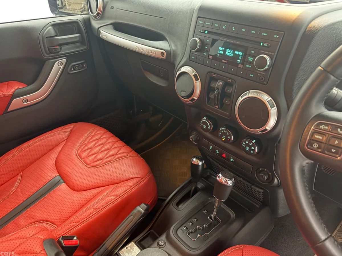 Jeep Wrangler Estate, Diesel, 2015, Black