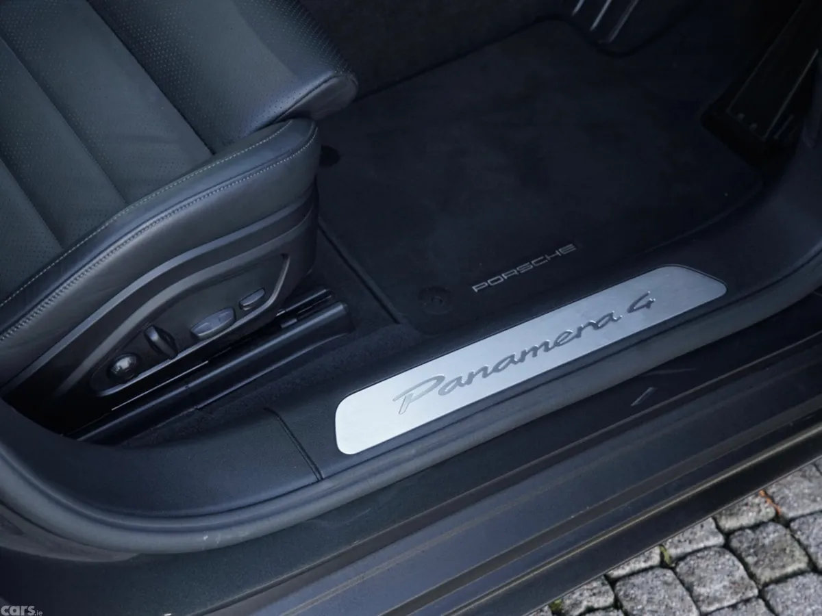 Porsche Panamera Saloon, Petrol Plug-in Hybrid, 2025, Grey
