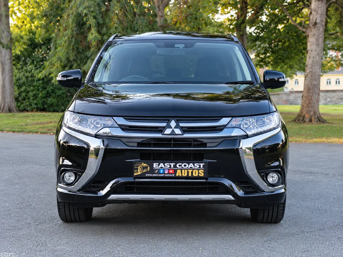 Mitsubishi Outlander SUV, Petrol Plug-in Hybrid, 2018, Black