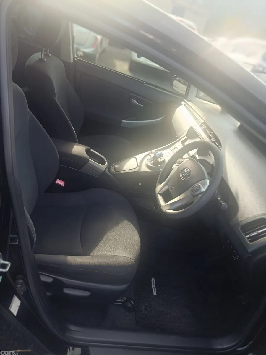 Toyota Prius Saloon, Petrol Hybrid, 2013, Black