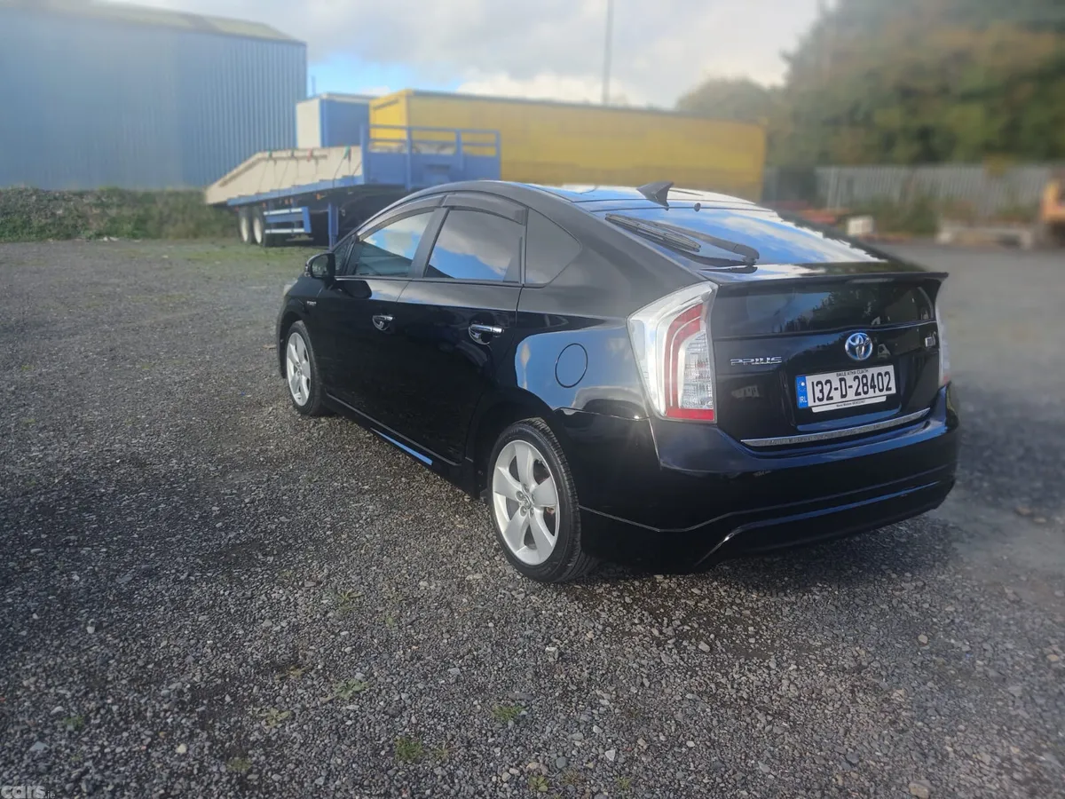 Toyota Prius Saloon, Petrol Hybrid, 2013, Black