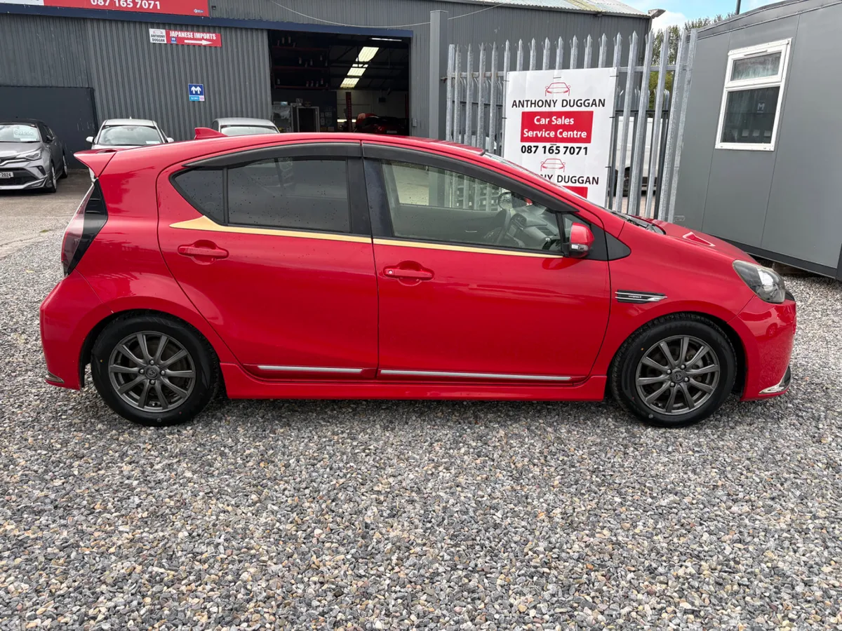 Toyota Aqua Hatchback, Petrol Hybrid, 2015, Red