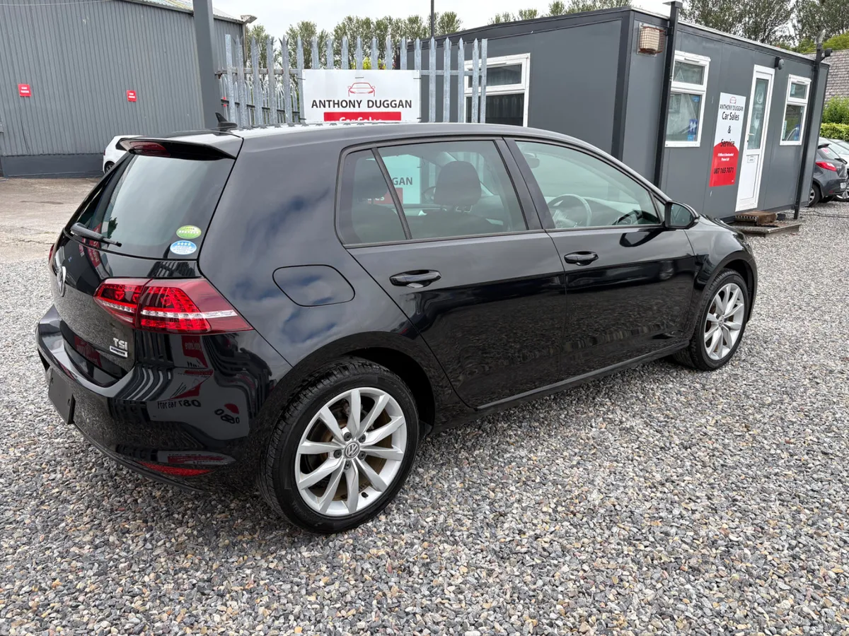 Volkswagen Golf Hatchback, Petrol, 2017, Black