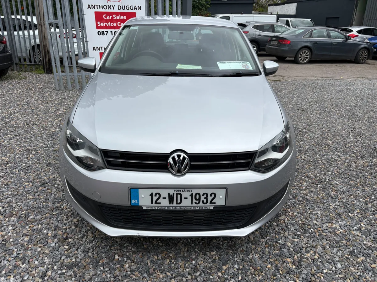 Volkswagen Polo Hatchback, Petrol, 2012, Silver
