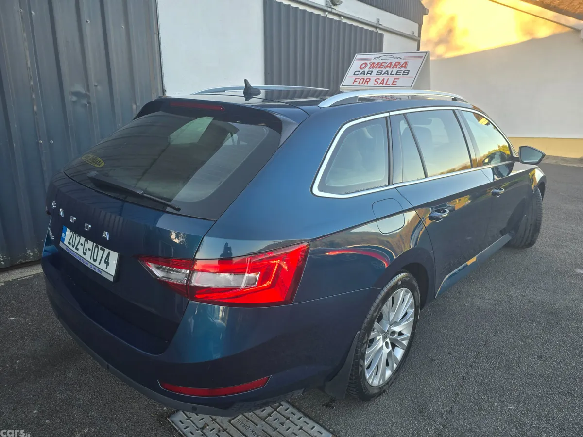 Skoda Superb Estate, Diesel, 2020, Blue