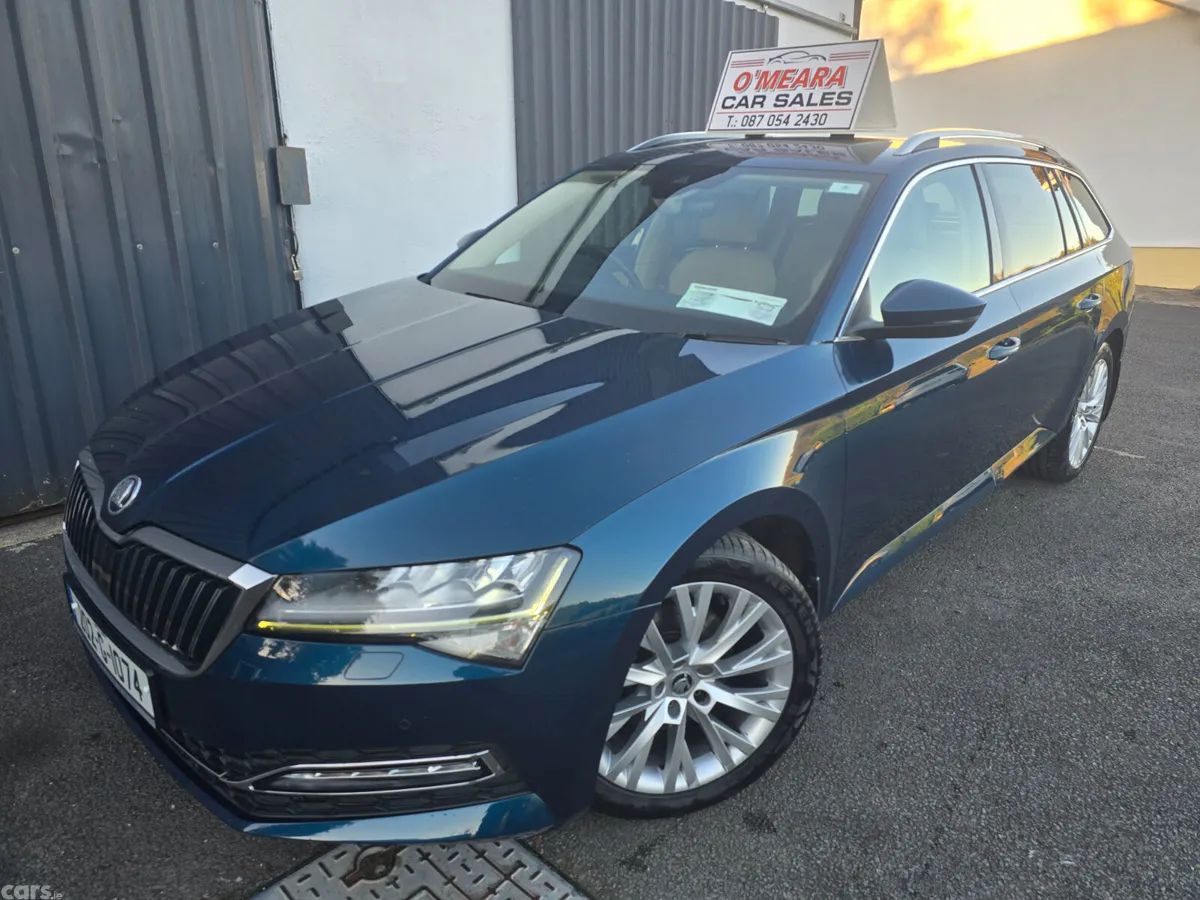 Skoda Superb Estate, Diesel, 2020, Blue