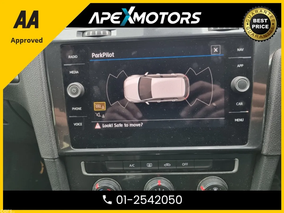 Volkswagen Golf Hatchback, Petrol, 2017, White