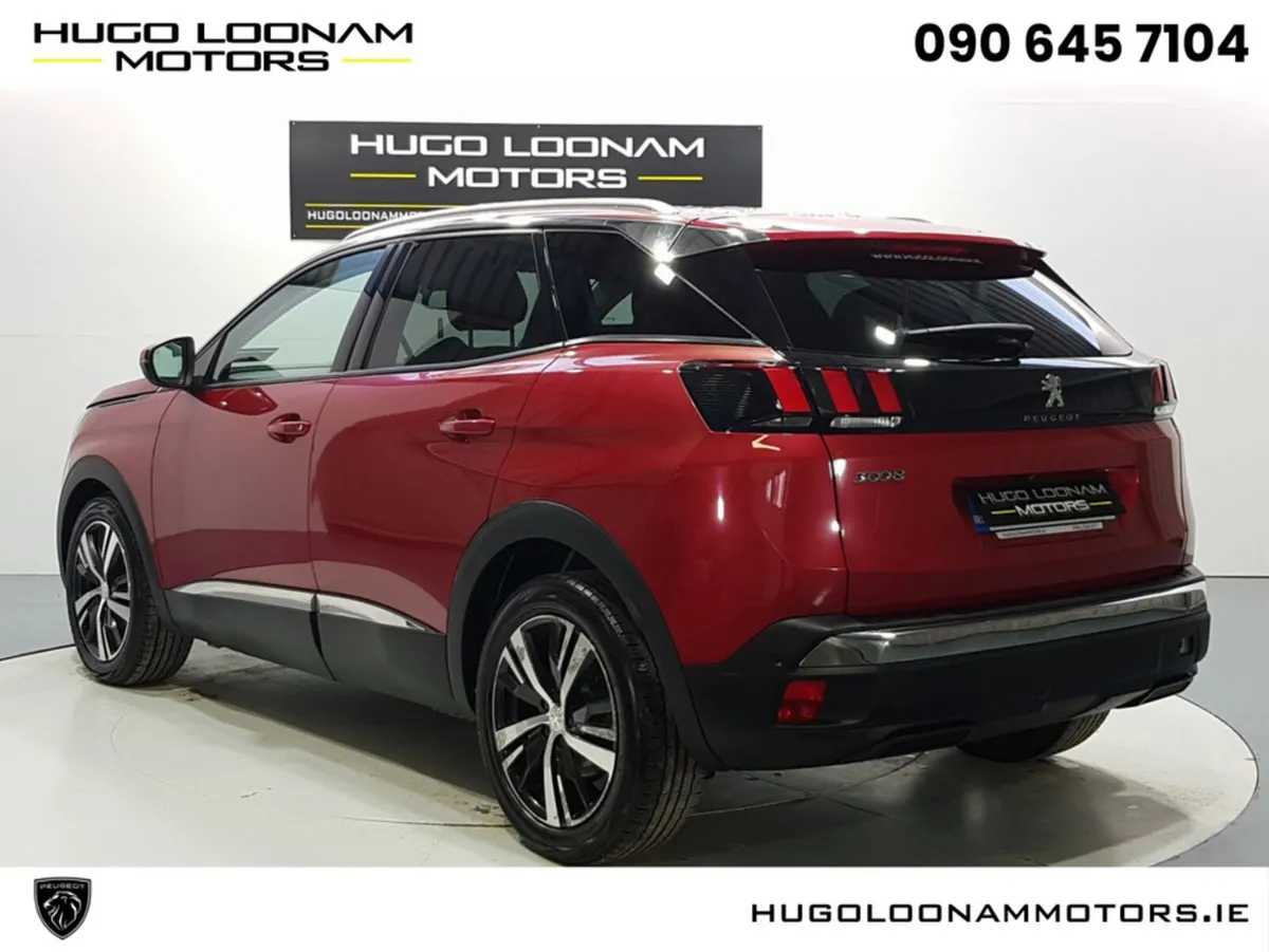Peugeot 3008 MPV, Diesel, 2019, Red