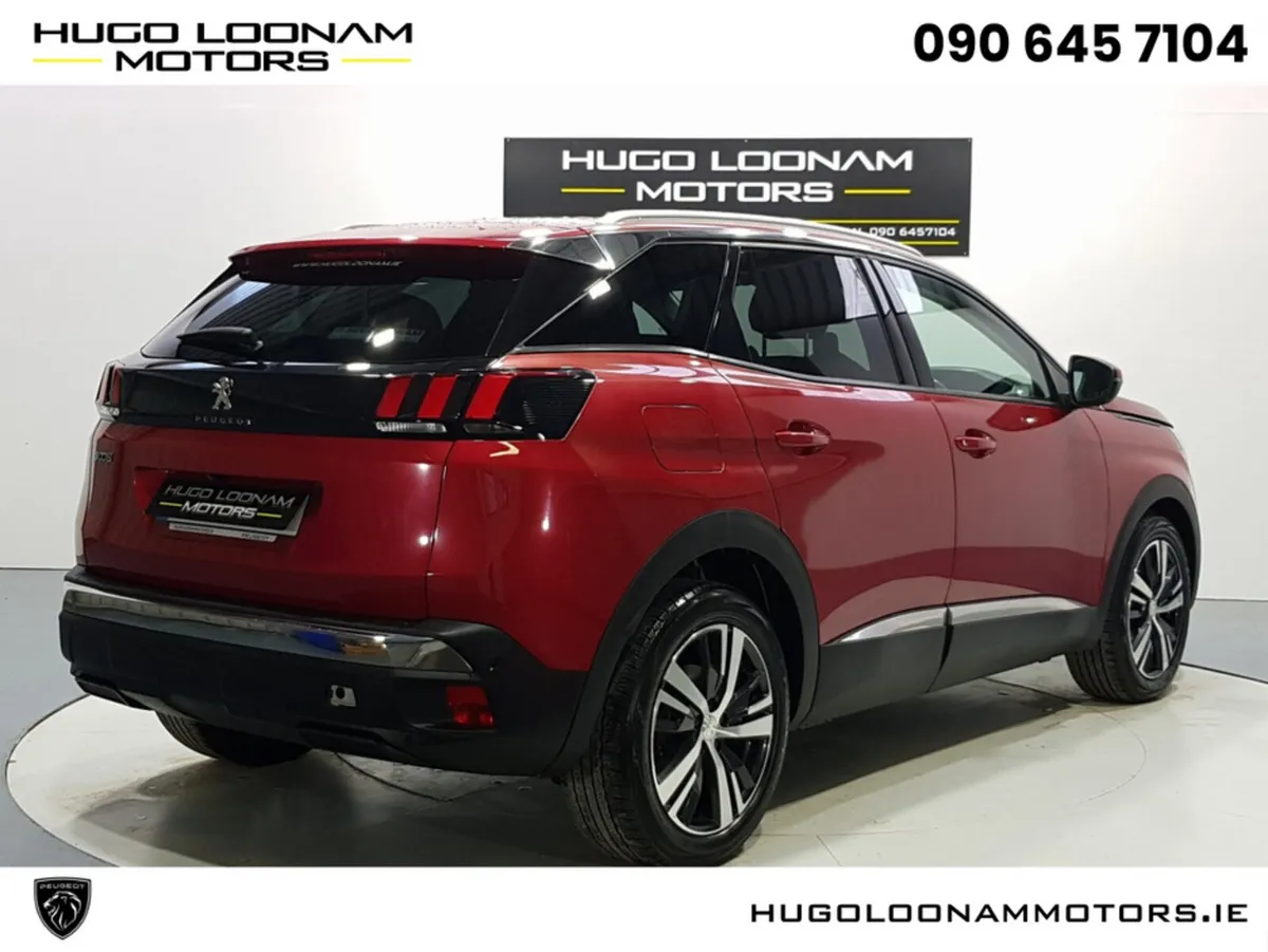 Peugeot 3008 MPV, Diesel, 2019, Red